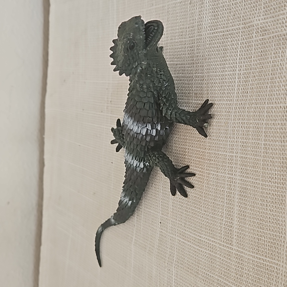 Vintage Boley Rubber Lizard